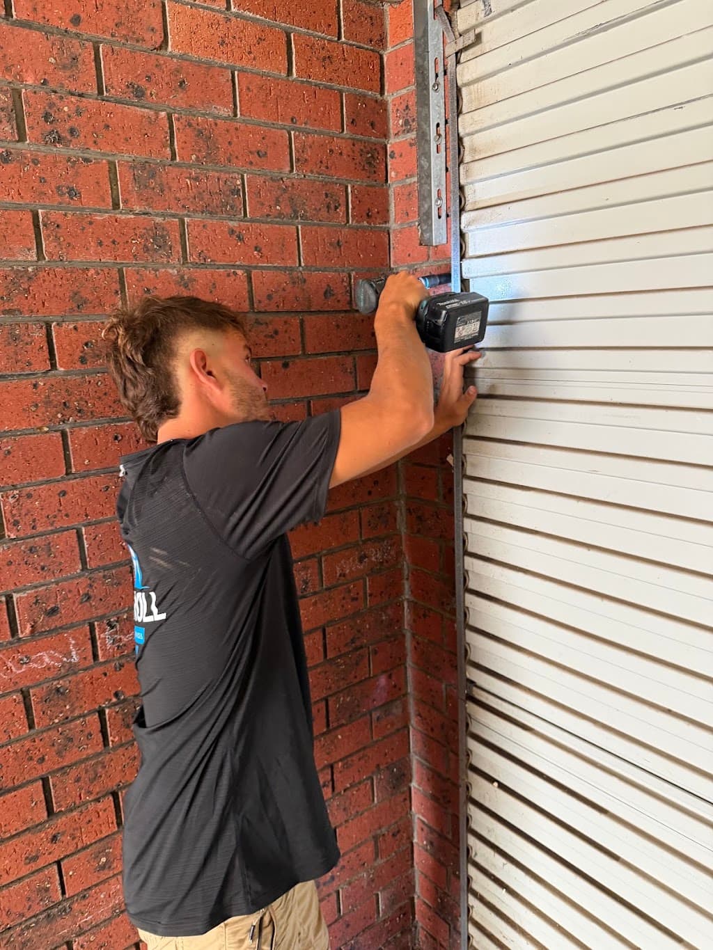 Door & Roll Garage Door Repair & Installation in Adelaide