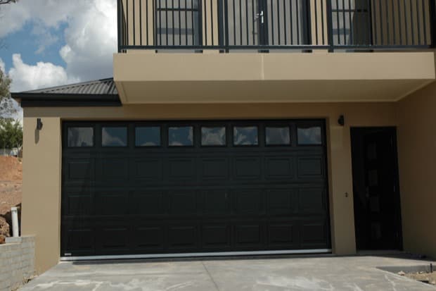 G T Roller Doors