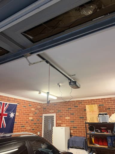 Garage door pros Newcastle — Customer photo