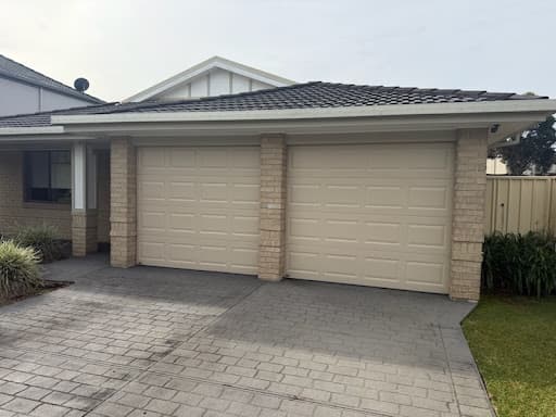 Pillidge Garage Doors — Customer photo