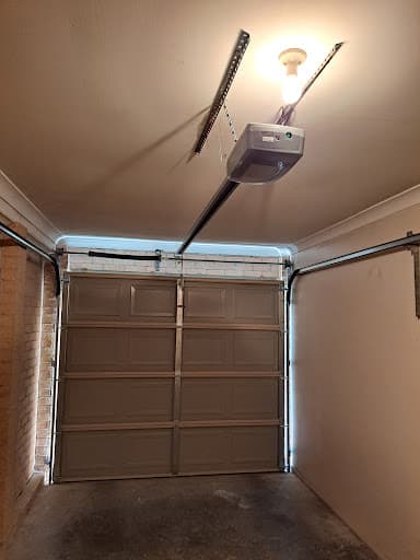 KangarooGD - Garage Doors, Roller Shutters & Automated Gates — Customer photo