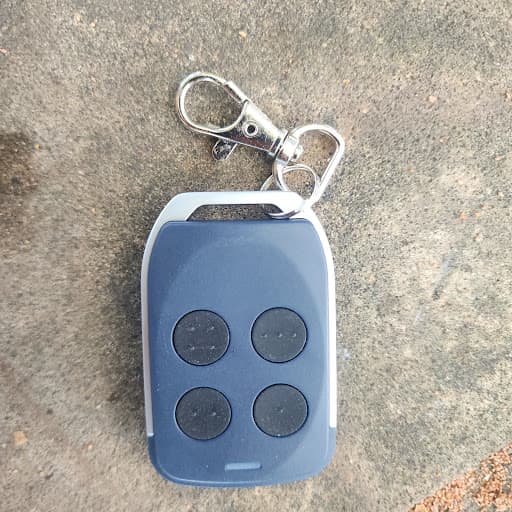 Lightning Garage Door Solutions — Customer photo
